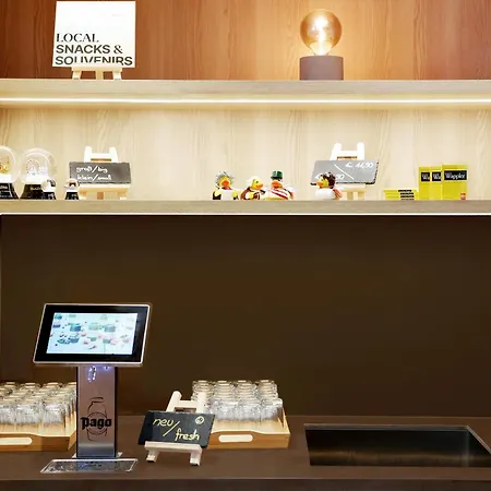 Intercityhotel Wien-3